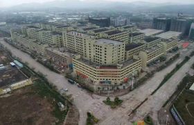 龙门县金山开发区龙门红工业园全新厂房出租