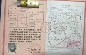 三栋高速路口附近厂房出售