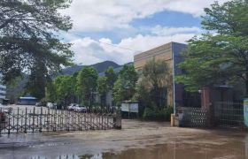 大亚湾工业园砖墙到顶滴水10米单一层厂房出租