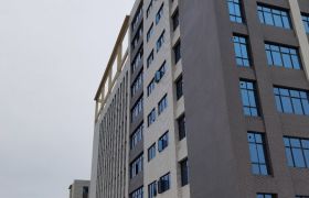 惠城区三栋数码园高速出口附近，全新标准厂房招租
