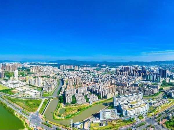仲恺潼侨5项目建设提速 达产后预计年总产值超36亿